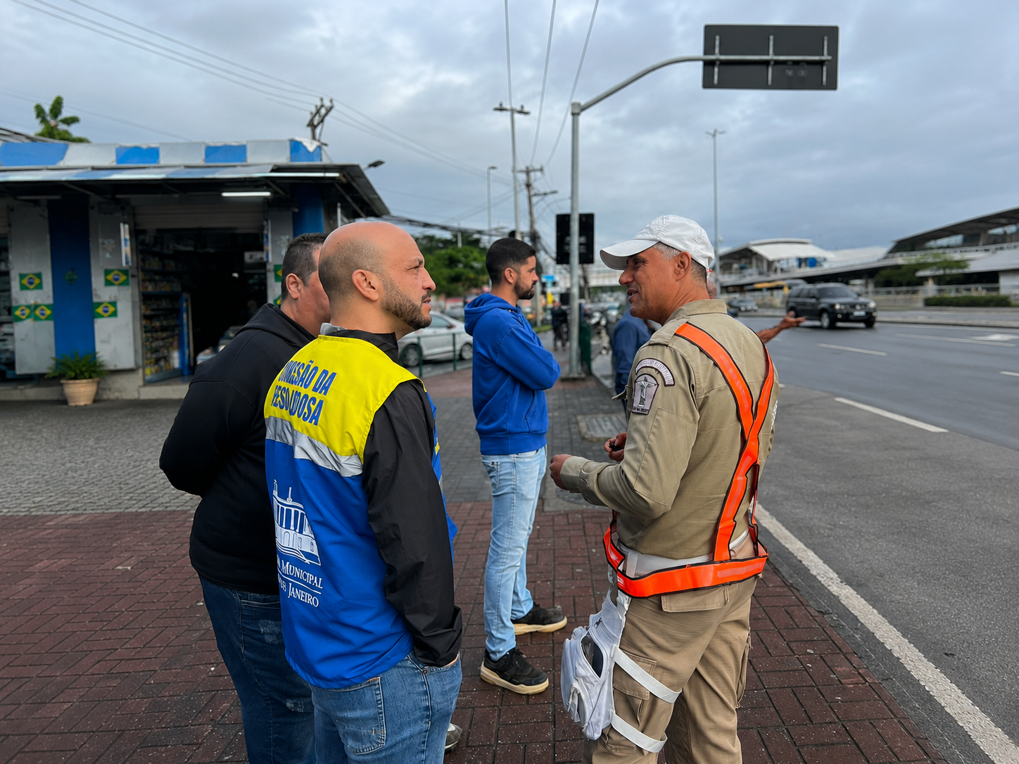 Felipe Michel acompanha fiscalização para garantir mais segurança e respeito à população idosa no transporte público